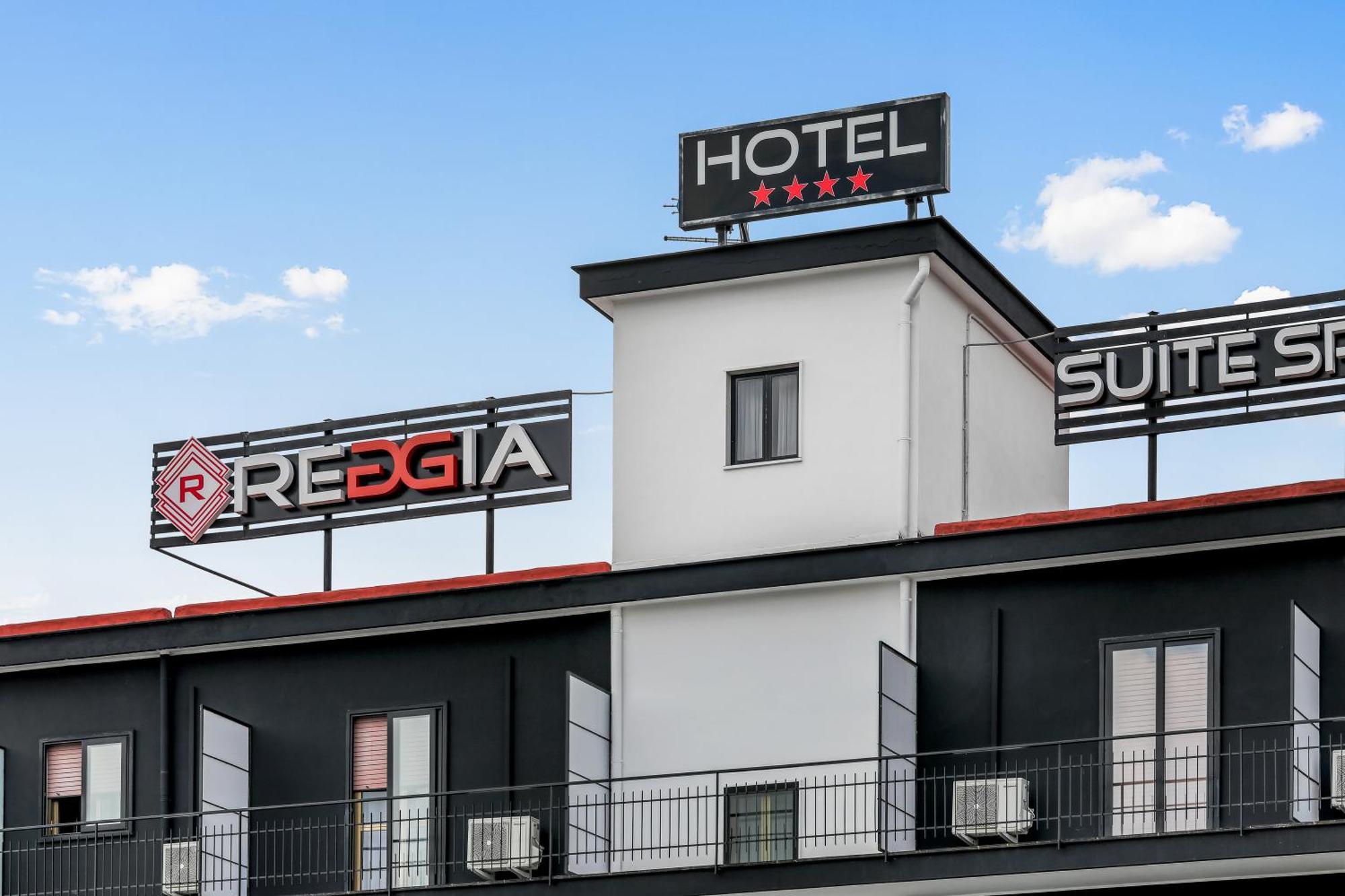 Reggia Suite Spa Hotel Caserta Exteriör bild