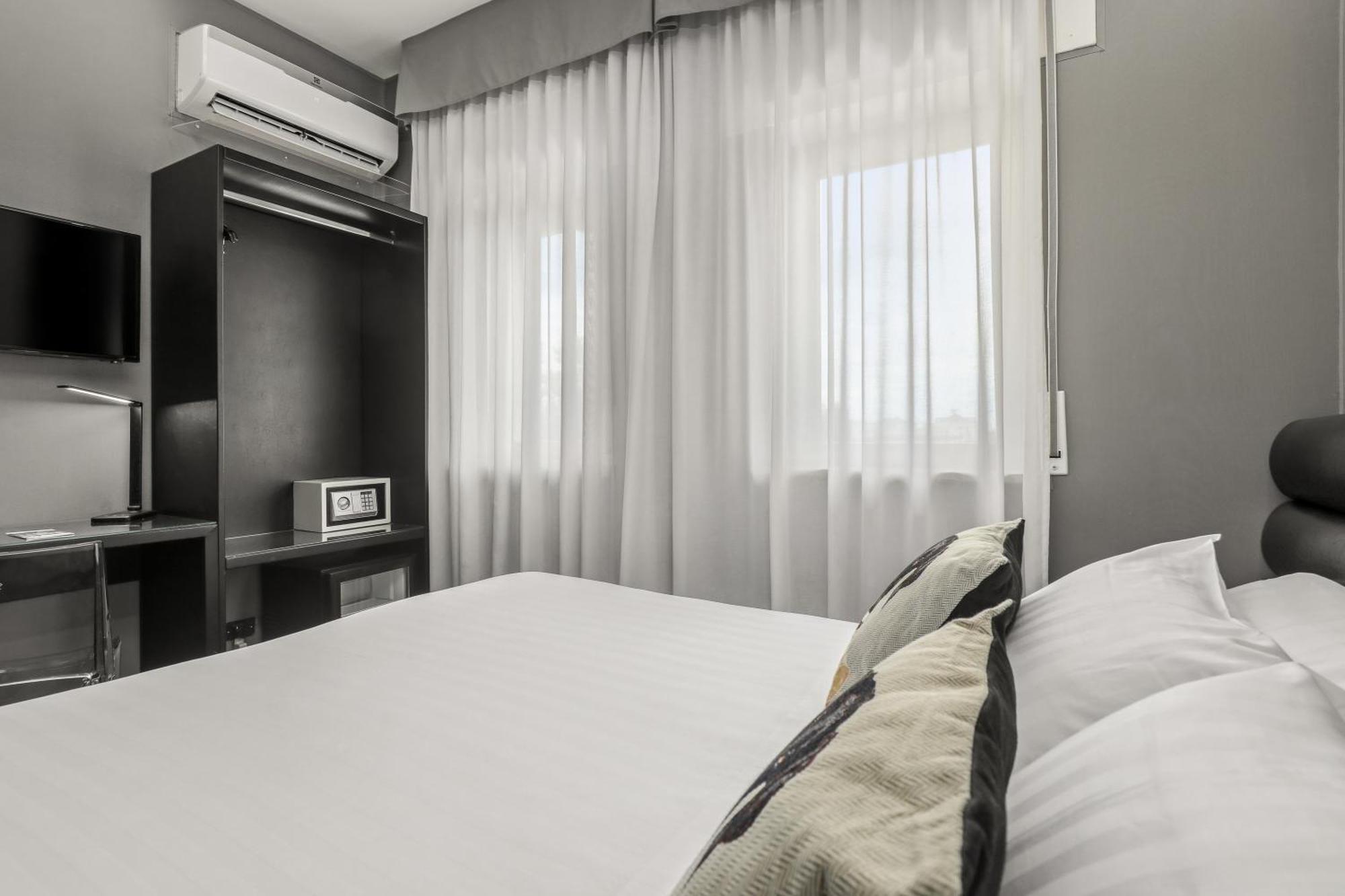 Reggia Suite Spa Hotel Caserta Exteriör bild